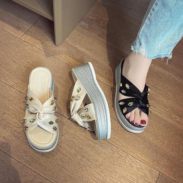 multicolor diamond carved platform sandals women open toe muffins slippers silk bowknot wedges high heels sandalias 2021footwear, Black
multicolor diamond carved platform sandals women open toe muffins slippers silk bowknot wedges high heels sandalias 2021footwear, Black