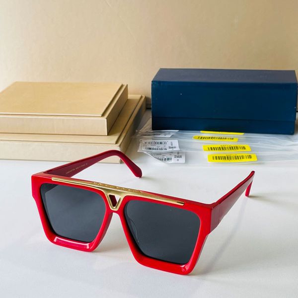 fashion classic designer evidence sunglasses 1502 men square glasses retro avant-garde style uv400 uv protection belt box, White;black
fashion classic designer evidence sunglasses 1502 men square glasses retro avant-garde style uv400 uv protection belt box, White;black