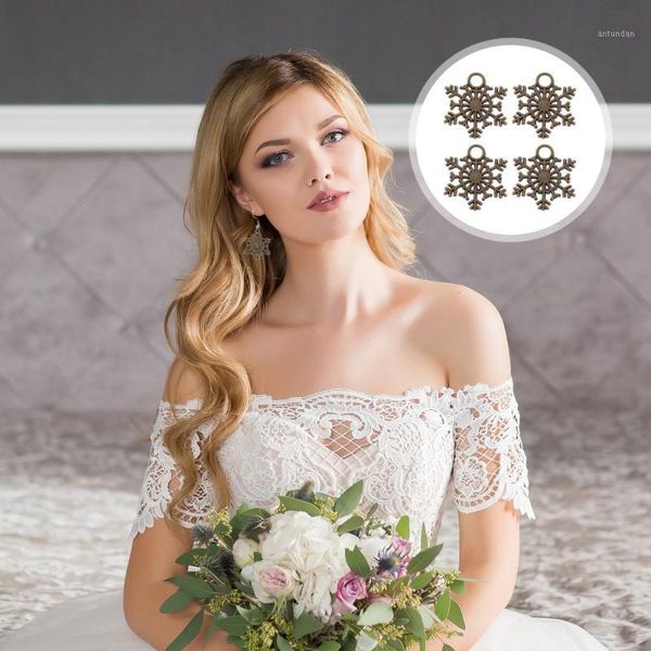 christmas decorations 50pcs snowflake pendants charms earrings decoration pendant findings
christmas decorations 50pcs snowflake pendants charms earrings decoration pendant findings