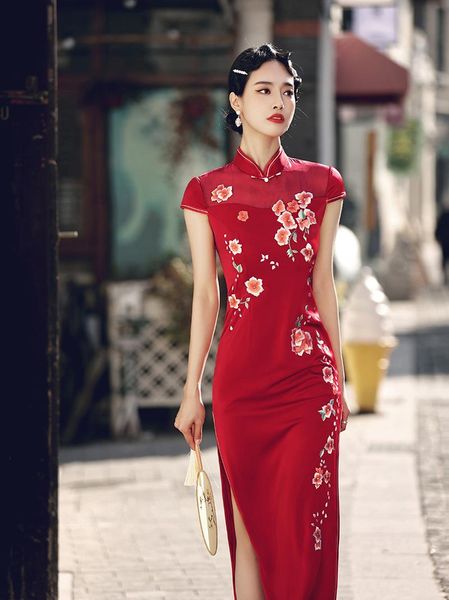 red color fashion floral embroidery bodycon long cheongsam dresses qipao modern chinese traditional dress hanfu clothing ethnic
red color fashion floral embroidery bodycon long cheongsam dresses qipao modern chinese traditional dress hanfu clothing ethnic