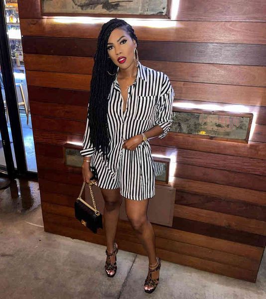 ladies fashion cardigan loose long sleeve lapel single breasted stripe chest pocket shorts two piece set, Gray
ladies fashion cardigan loose long sleeve lapel single breasted stripe chest pocket shorts two piece set, Gray