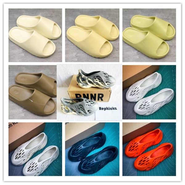 2021 slipper mix moon grey shoes desert sand rubber slippers summer slides graffiti bone resin brown flat men and women beach foam runner si, Black
2021 slipper mix moon grey shoes desert sand rubber slippers summer slides graffiti bone resin brown flat men and women beach foam runner si, Black
