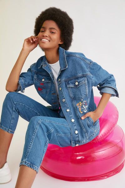 women's jackets trendyol bugs licensed printed denim jacket twoss21ce0068, Black;brown
women's jackets trendyol bugs licensed printed denim jacket twoss21ce0068, Black;brown