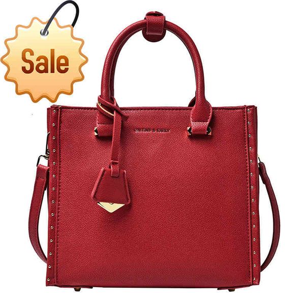 diana bag female 2021 new fashion belt decorative handbag wedding temperament goddess single shoulder diagonal bag
diana bag female 2021 new fashion belt decorative handbag wedding temperament goddess single shoulder diagonal bag