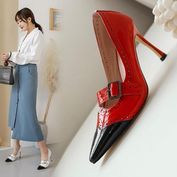 dress shoes spring 2021 high heel female mary jane shallow mouth fashion contrast color carved retro fine single z739, Black
dress shoes spring 2021 high heel female mary jane shallow mouth fashion contrast color carved retro fine single z739, Black