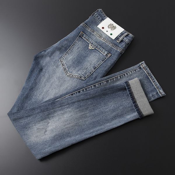 fashion jeans hole men's 2021 spring slim small straight tube and autumn high end embroidery trousers, Blue
fashion jeans hole men's 2021 spring slim small straight tube and autumn high end embroidery trousers, Blue