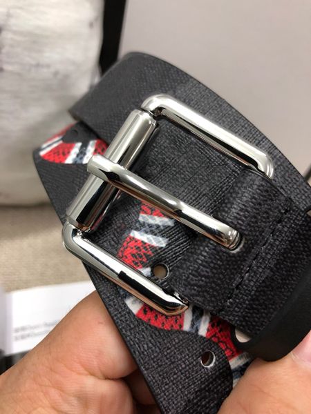 black genuine leather snake pin buckle women belt with box men designers belts men belts designer belts 35214 02, Black;brown
black genuine leather snake pin buckle women belt with box men designers belts men belts designer belts 35214 02, Black;brown