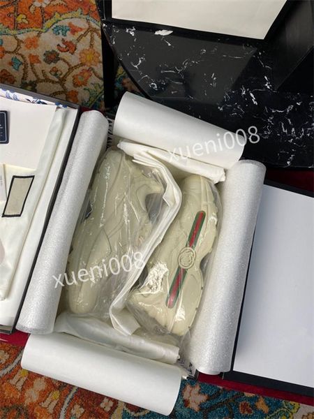 2022 designers camouflage sneakers men 35-41 women rivet shoes studded flats casual shoe mesh camo suede leather trainers rockrunner chaussu, Red;white
2022 designers camouflage sneakers men 35-41 women rivet shoes studded flats casual shoe mesh camo suede leather trainers rockrunner chaussu, Red;white
