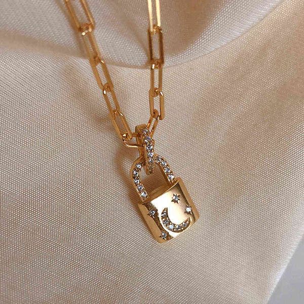 trendy exquisite 14k real gold star moon lock pendant chain necklace for women jewelry bling aaa zircon party gift h1125, Silver
trendy exquisite 14k real gold star moon lock pendant chain necklace for women jewelry bling aaa zircon party gift h1125, Silver