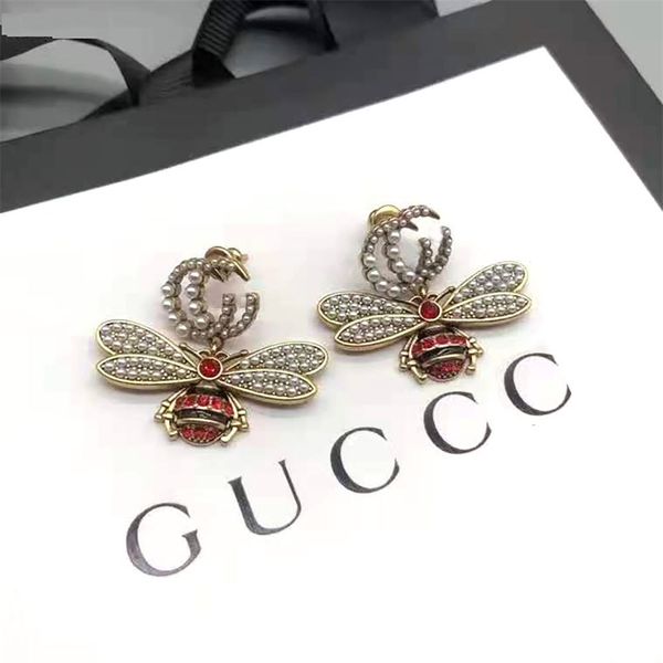 women fashion earrings made of brass 925 pure silver needle ancient women style bee inlaid brilliant diamonds earrings
women fashion earrings made of brass 925 pure silver needle ancient women style bee inlaid brilliant diamonds earrings
