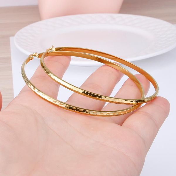 hoop & huggie gold color stainless steel big earring for women round nice wholesale ear accessories trendy fashion jewelry 2021, Golden;silver
hoop & huggie gold color stainless steel big earring for women round nice wholesale ear accessories trendy fashion jewelry 2021, Golden;silver