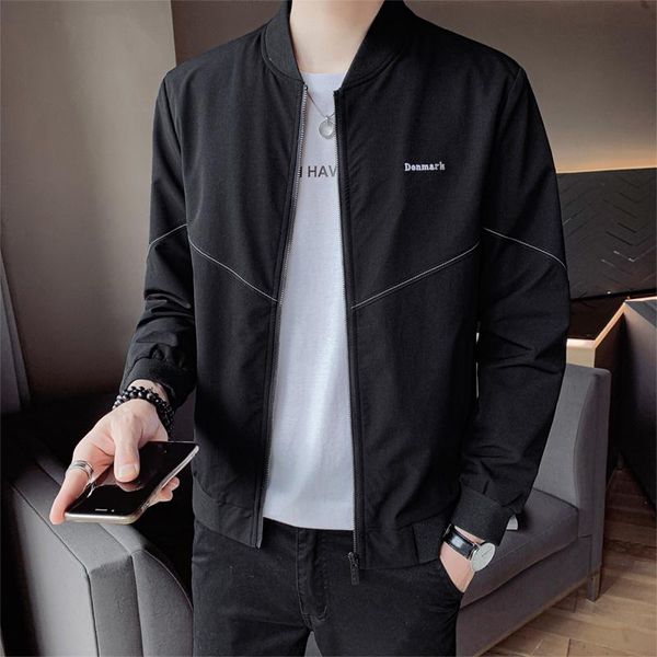 men's jackets quality autumn long sleeve bomber men clothing simple stand collar slim fit letter embroidery casual baseball jacket, Black;brown
men's jackets quality autumn long sleeve bomber men clothing simple stand collar slim fit letter embroidery casual baseball jacket, Black;brown