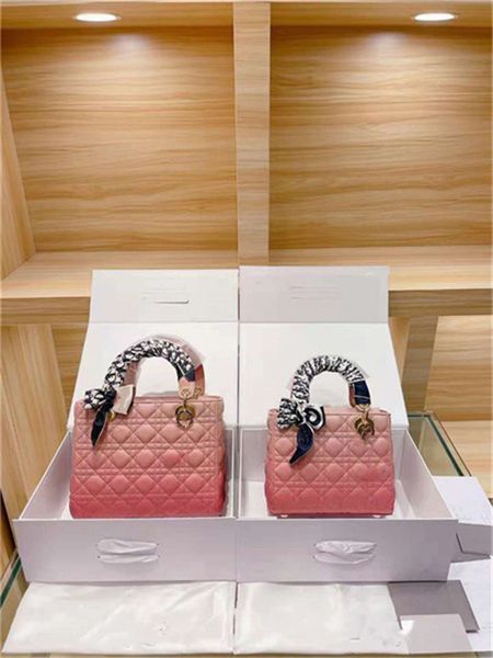 personalized leisure gradual diadem bags 2021 ladies single product luxury singles shoulder bag fashion all-match handbag spring and summer
personalized leisure gradual diadem bags 2021 ladies single product luxury singles shoulder bag fashion all-match handbag spring and summer