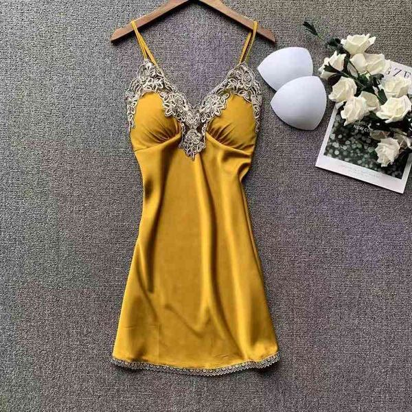 women's sleepwear ice silk nightgown female lace chest pad v-neck nightwear rs0m, Black;red
women's sleepwear ice silk nightgown female lace chest pad v-neck nightwear rs0m, Black;red