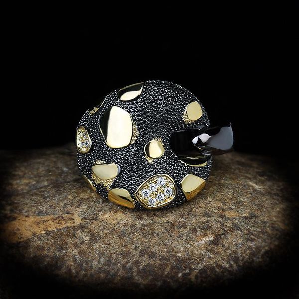 cluster rings high-end atmosphere domineering black gold hollow ring for women anniversary party engagement jewelry vintage gift, Golden;silver
cluster rings high-end atmosphere domineering black gold hollow ring for women anniversary party engagement jewelry vintage gift, Golden;silver