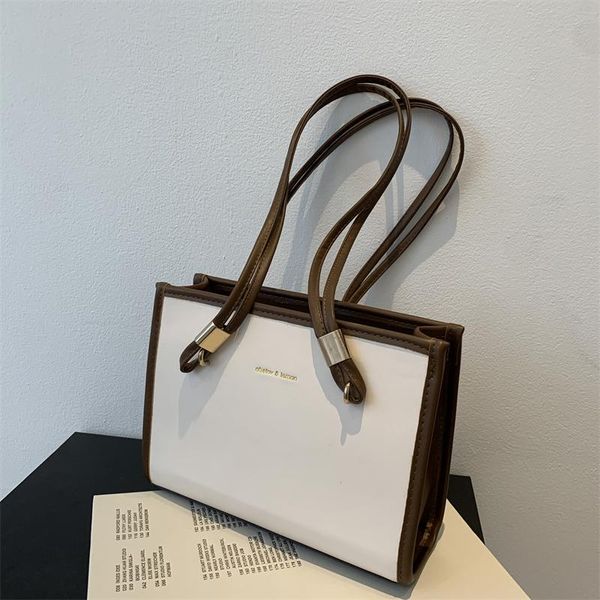 evening bags square women's leather shoulder bag fashion designer handbag ladies solid color letters casual totes
evening bags square women's leather shoulder bag fashion designer handbag ladies solid color letters casual totes