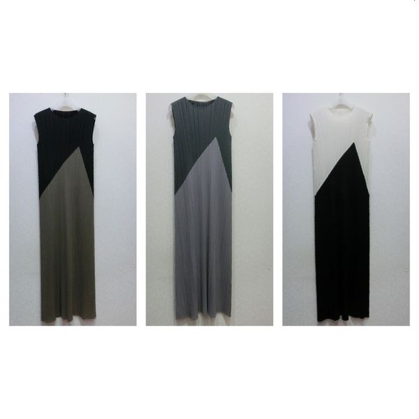 dress miyake fashion fold sleeveless patchwork o-neck straight, Black;gray
dress miyake fashion fold sleeveless patchwork o-neck straight, Black;gray