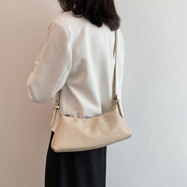 personalized color woven texture export 2021 fashion new shoulder bag women's style pu pure foreign trade simple xnkrq
personalized color woven texture export 2021 fashion new shoulder bag women's style pu pure foreign trade simple xnkrq