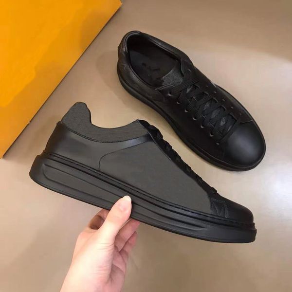 2021 classic limited edition hobo print sneaker flat shoe casual running with original packaging box
2021 classic limited edition hobo print sneaker flat shoe casual running with original packaging box