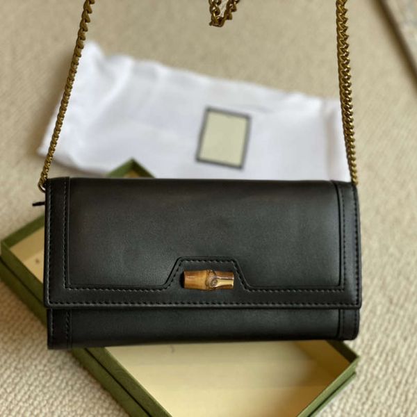 women wallet 2021 summer and autumn new handbag ladies shoulder bags solid high-quality leather classic chain coin-bag card-bag bamboo with, Red;black
women wallet 2021 summer and autumn new handbag ladies shoulder bags solid high-quality leather classic chain coin-bag card-bag bamboo with, Red;black