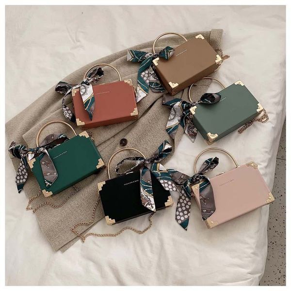 chain bag women's popular portable this summer fashion silk scarf single shoulder box outlet purse
chain bag women's popular portable this summer fashion silk scarf single shoulder box outlet purse