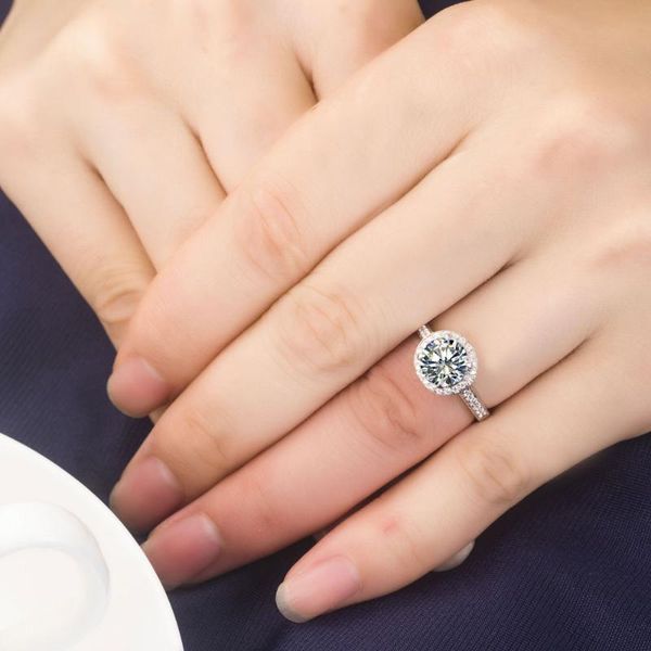 cluster rings 1.5ct classic diamond ring for women engagement solid 925 sterling silver jewerly, Golden;silver
cluster rings 1.5ct classic diamond ring for women engagement solid 925 sterling silver jewerly, Golden;silver