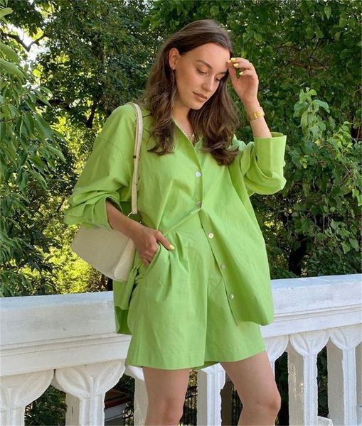 women's tracksuits 2pcs women summer tracksuit solid color long sleeves single-breasted shirt elastic waist loose shorts for girls 4 co, Gray
women's tracksuits 2pcs women summer tracksuit solid color long sleeves single-breasted shirt elastic waist loose shorts for girls 4 co, Gray