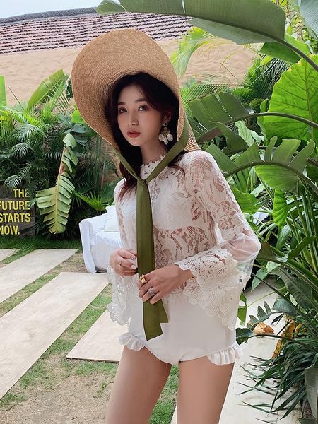 one-piece suits 2021 women three pieces tankini set swimsuit transparent lace see through one cover long sleeves bodysuit
one-piece suits 2021 women three pieces tankini set swimsuit transparent lace see through one cover long sleeves bodysuit