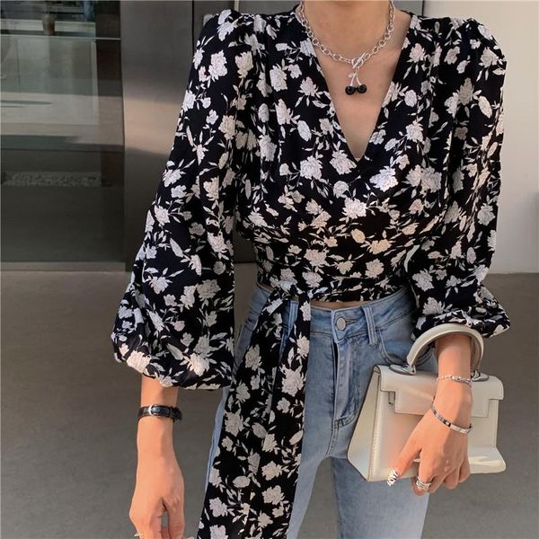 women's blouses & shirts spring/fall casual long puff sleeve v-neck pastoral floral lace bow midriff chiffon crop rose print short shir, White
women's blouses & shirts spring/fall casual long puff sleeve v-neck pastoral floral lace bow midriff chiffon crop rose print short shir, White
