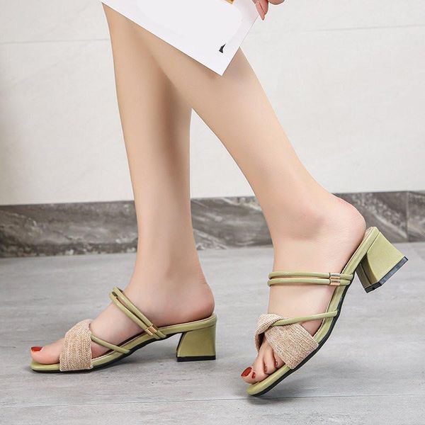 slippers low shoes woman 2021 female luxury slides med square heel cross-tied big size designer summer block rubber hoof hee, Black
slippers low shoes woman 2021 female luxury slides med square heel cross-tied big size designer summer block rubber hoof hee, Black