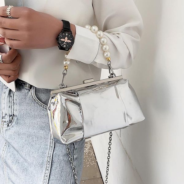 evening bags 2021 arrival glossy women pearl decoration handle pu leather tote handbags ladies shoulder crossbody
evening bags 2021 arrival glossy women pearl decoration handle pu leather tote handbags ladies shoulder crossbody