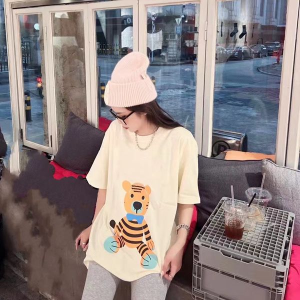 brand designer women's t-shirt casual letter print round neck loose short sleeves fashion t-shirts for men and women, White
brand designer women's t-shirt casual letter print round neck loose short sleeves fashion t-shirts for men and women, White