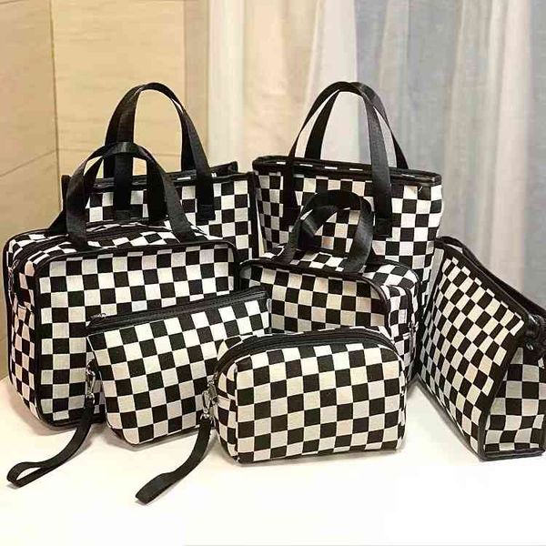 cosmetic bags handbags chessboard check fashion black and white simple canvas portable storage women's
cosmetic bags handbags chessboard check fashion black and white simple canvas portable storage women's