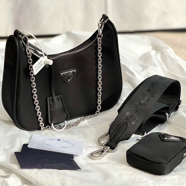 outlet atmospheric chain single shoulder bag hand holding women's simple business style messenger with luxuryss designerss yw
outlet atmospheric chain single shoulder bag hand holding women's simple business style messenger with luxuryss designerss yw