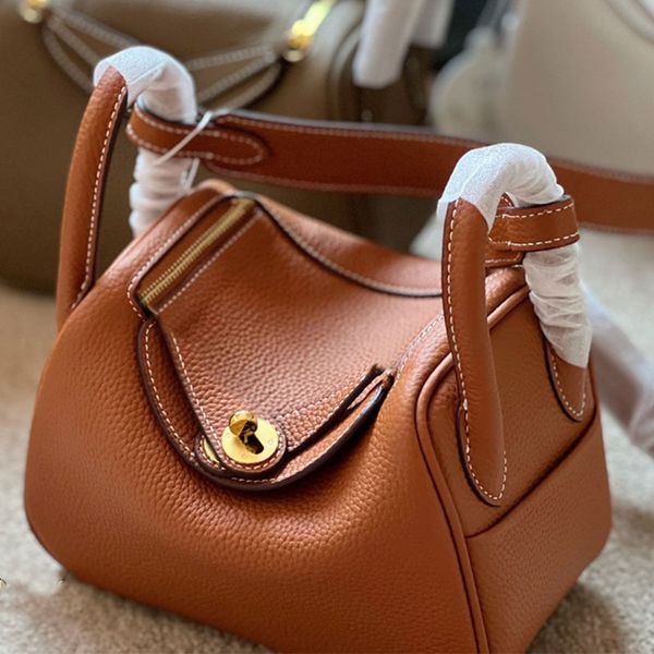 layer leather handbag classic women tote bag cross messenger bags fashion samll shoulder back package, Black;red
layer leather handbag classic women tote bag cross messenger bags fashion samll shoulder back package, Black;red