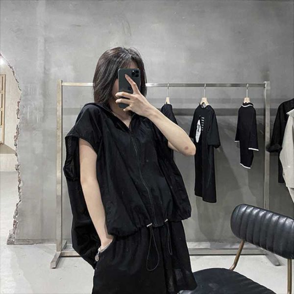 women's tracksuits ladies sports short sleeved hoodie + casual shorts two-piece summer black street suit loose fashion, Gray
women's tracksuits ladies sports short sleeved hoodie + casual shorts two-piece summer black street suit loose fashion, Gray