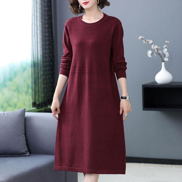casual dresses women 2021 autumn winter solid o-neck knitted long sleeve sweater dress elegant loose midi a-line vestidos z733, Black;gray
casual dresses women 2021 autumn winter solid o-neck knitted long sleeve sweater dress elegant loose midi a-line vestidos z733, Black;gray