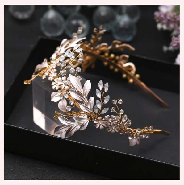 hair clips & barrettes rose gold vintage wedding headpieces bride headband accessories bridal crown flower headwear women jewelry, Golden;silver
hair clips & barrettes rose gold vintage wedding headpieces bride headband accessories bridal crown flower headwear women jewelry, Golden;silver