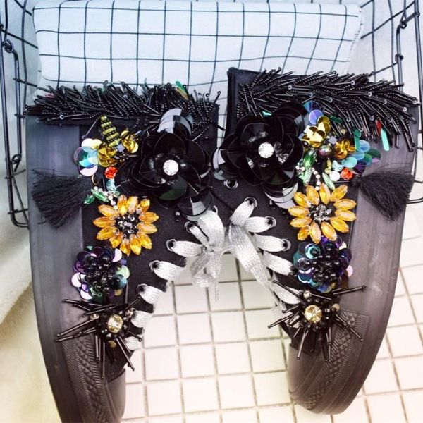 trendy brand high-rhinestone lace-up canvas shoes sequined flower beaded sneakers fashion slippers, Black
trendy brand high-rhinestone lace-up canvas shoes sequined flower beaded sneakers fashion slippers, Black