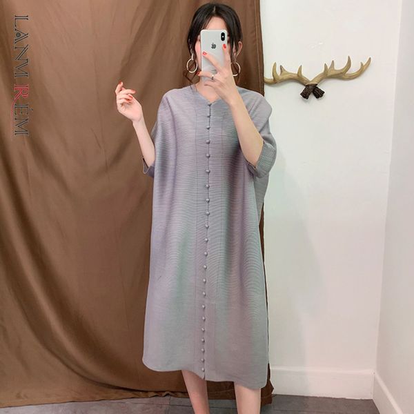 summer v-neck three quarter sleeves pleated loose large size dresses vintage female fashion wj12201 210507, Black;gray
summer v-neck three quarter sleeves pleated loose large size dresses vintage female fashion wj12201 210507, Black;gray