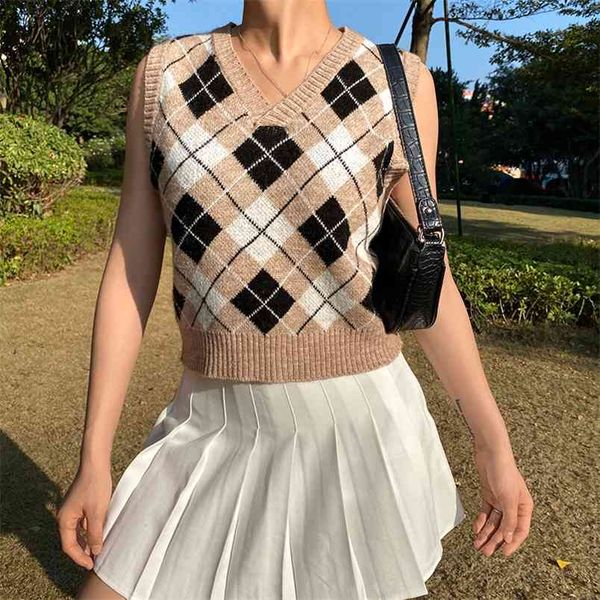 argyle plaid y2k aesthetic knitting sweater vest woman winter warm female striped pullover sleeveless v neck jumper 210510, Black;white
argyle plaid y2k aesthetic knitting sweater vest woman winter warm female striped pullover sleeveless v neck jumper 210510, Black;white