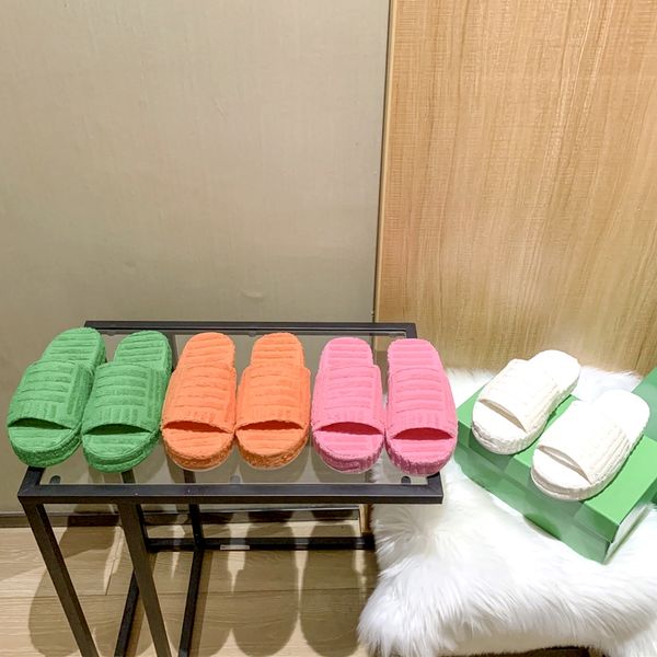 2021 designer towel slippers women luxury slipper autumn winter indoor outdoor shoes keep warm blendent quality soft stepping on shit feelin, Black
2021 designer towel slippers women luxury slipper autumn winter indoor outdoor shoes keep warm blendent quality soft stepping on shit feelin, Black