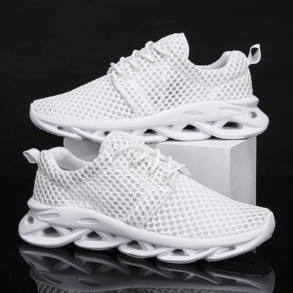 super light casual men's and women's shoes with thick soles twisttraining sneakers 
super light casual men's and women's shoes with thick soles twisttraining sneakers