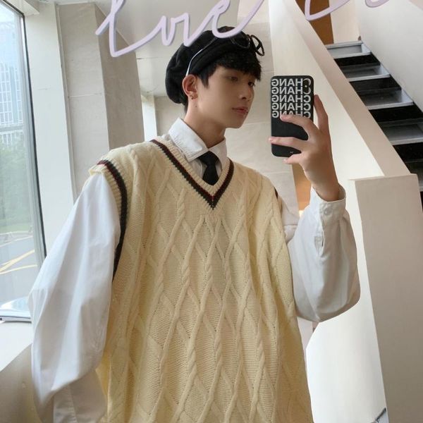 men's vests retro jacquard vest casual high street sleeveless twist male clothes trend sweater coat loose knitted pullover autumn winte, Black;white
men's vests retro jacquard vest casual high street sleeveless twist male clothes trend sweater coat loose knitted pullover autumn winte, Black;white
