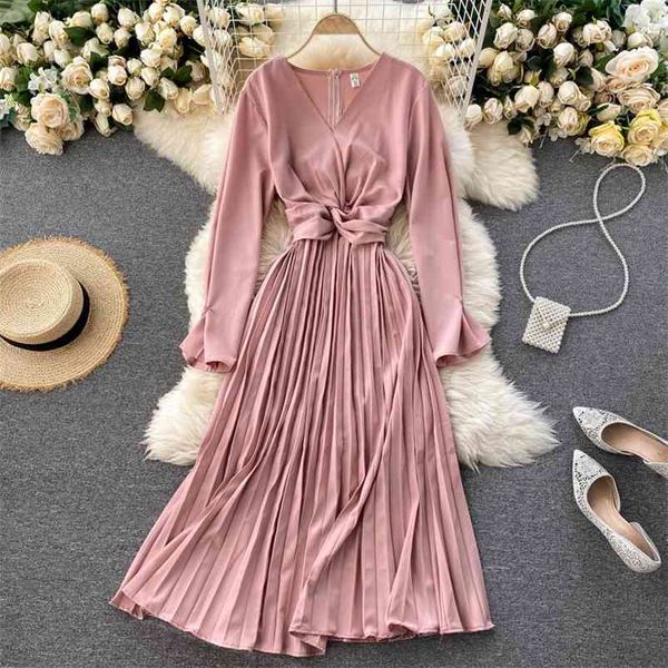 202 0 women's style dresses retro solid v-neck long-sleeved twisted waist slim pleated ol dress women vestidos gk473 210507, Black;gray
202 0 women's style dresses retro solid v-neck long-sleeved twisted waist slim pleated ol dress women vestidos gk473 210507, Black;gray