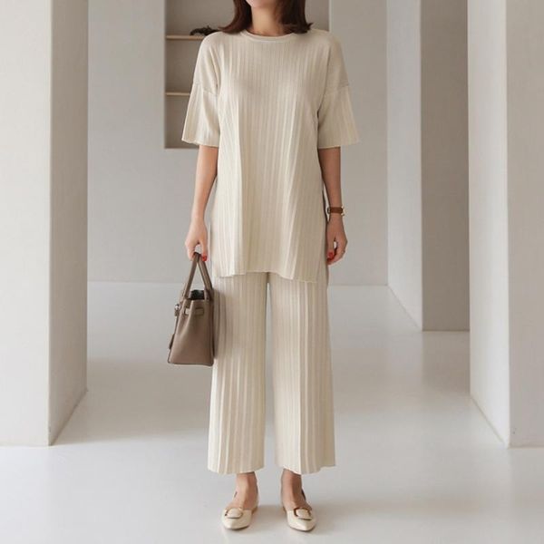 women's two piece pants clothing2021loose ice silk knitted casual set women long pullovers and wide-leg suits, White
women's two piece pants clothing2021loose ice silk knitted casual set women long pullovers and wide-leg suits, White