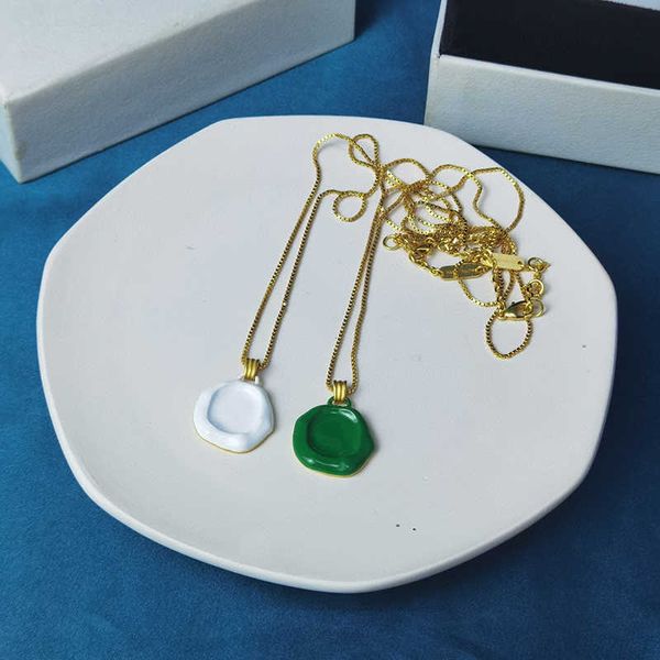 2021 new brand fashion jewelry women gold color chain green white round long chain necklace party fine luxury, Silver
2021 new brand fashion jewelry women gold color chain green white round long chain necklace party fine luxury, Silver