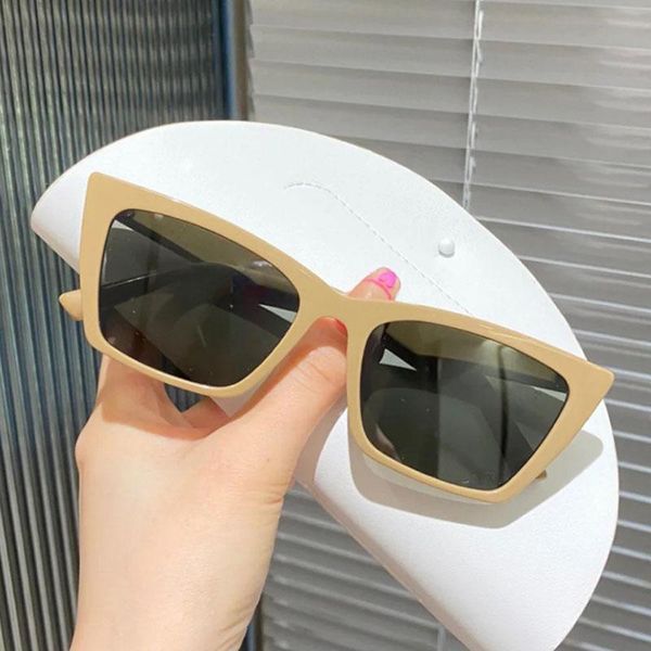 sunglasses fashion cat eye women luxury ladies square sun glasses vintage brand uv400 outdoor, White;black
sunglasses fashion cat eye women luxury ladies square sun glasses vintage brand uv400 outdoor, White;black