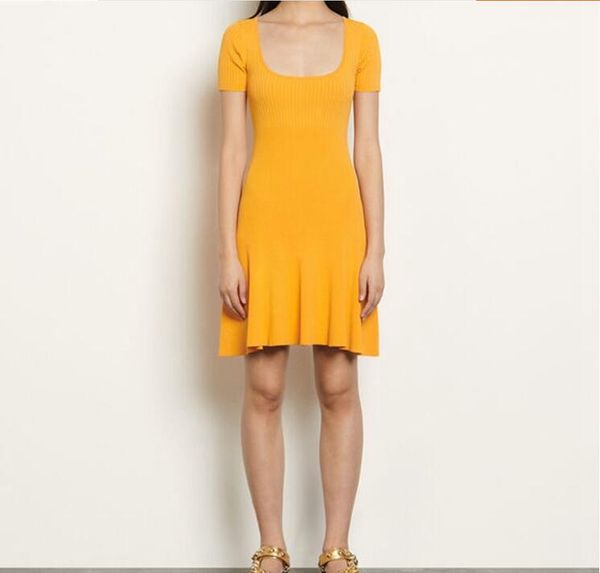 two piece dress fadan s family pure square neck short rib orange u-neck slim knit, White
two piece dress fadan s family pure square neck short rib orange u-neck slim knit, White