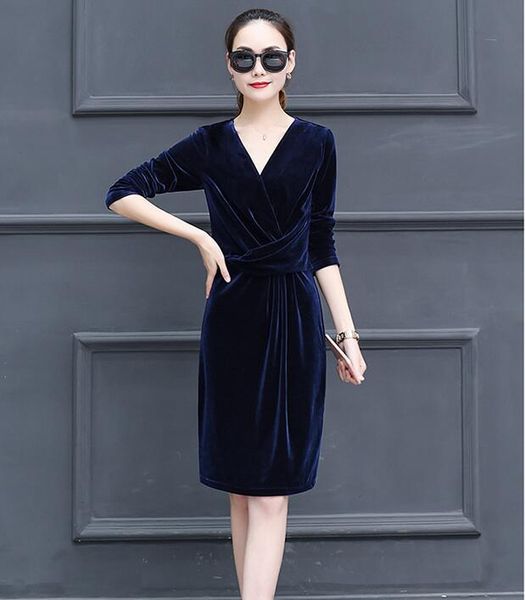 casual dresses 2021 winter women elegant velvet v-neck long sleeve vintage warm female dress, Black;gray
casual dresses 2021 winter women elegant velvet v-neck long sleeve vintage warm female dress, Black;gray